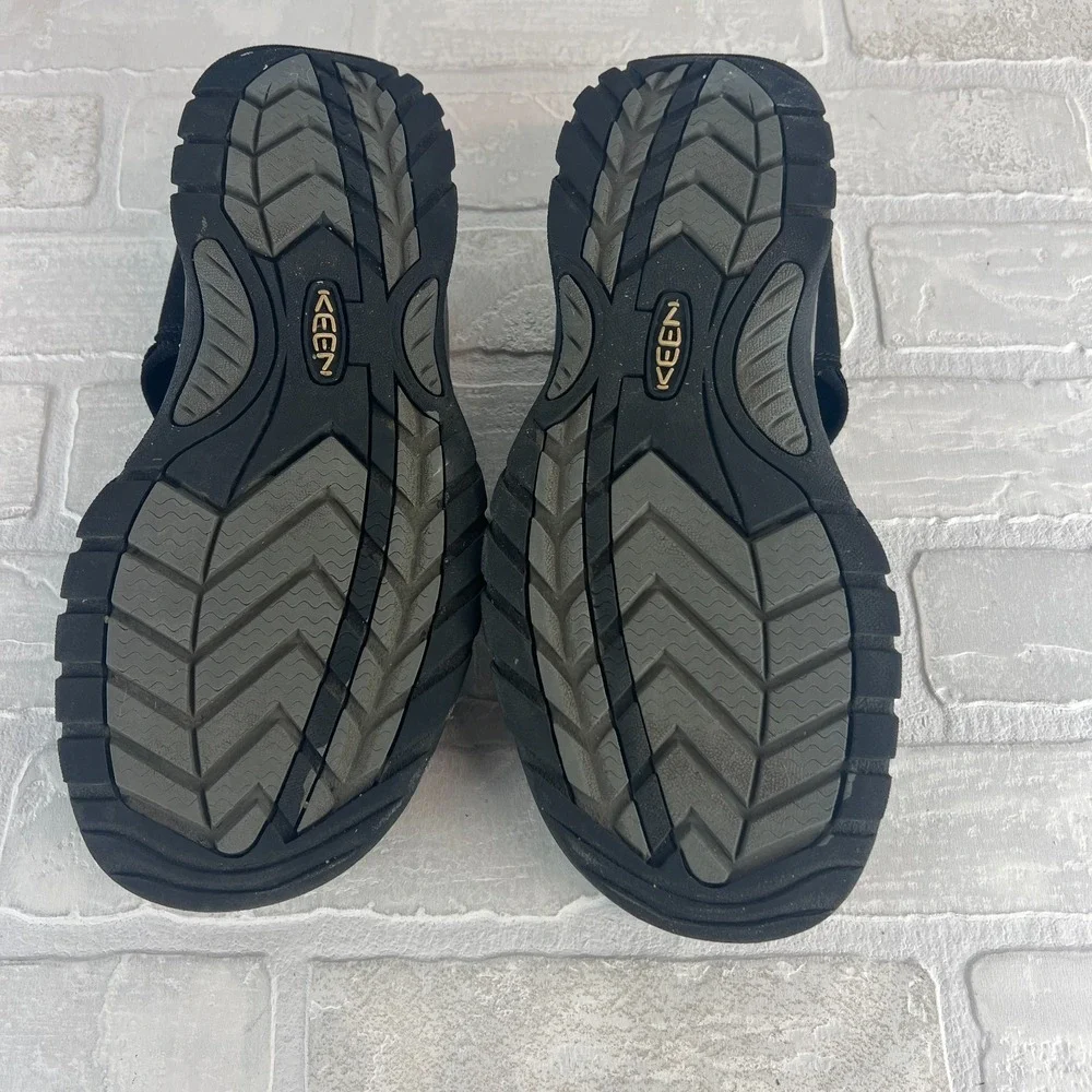 KEEN Closed Toe Water Sandal Mens‎ 10 Black Waterproof Hiking Trail Venice H2 43